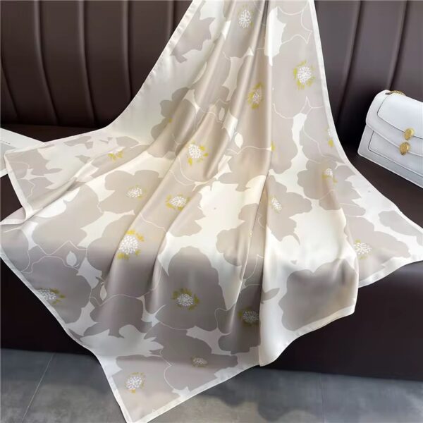 Nhyira Scarf - Image 5