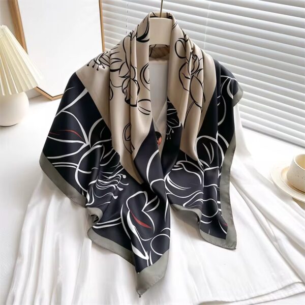 Ryan Scarf - Image 2