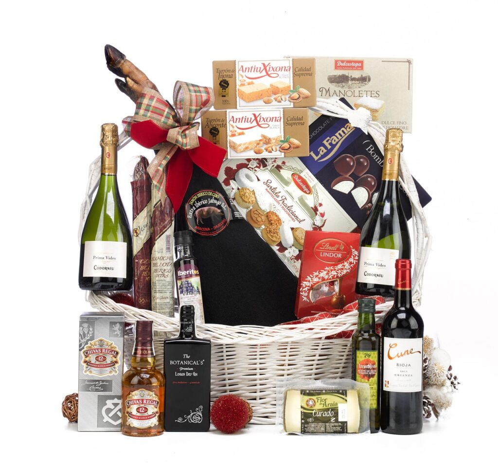 christmas hamper, box of christmas, lot of christmas, lot christmas, christmas gift, basket original, baskets and lots, basket christmas, ham, gourmet, christmas hamper, christmas hamper, christmas hamper, christmas hamper, christmas hamper
