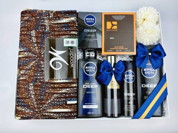 Woodin & Nivea Box